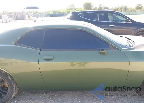 2018 Dodge Challenger Sxt из США, поврежденный, VIN 2C3CDZAG1JH334721